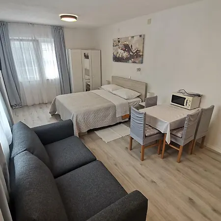 Paulina Harmony Rooms Guest house Seget Vranjica