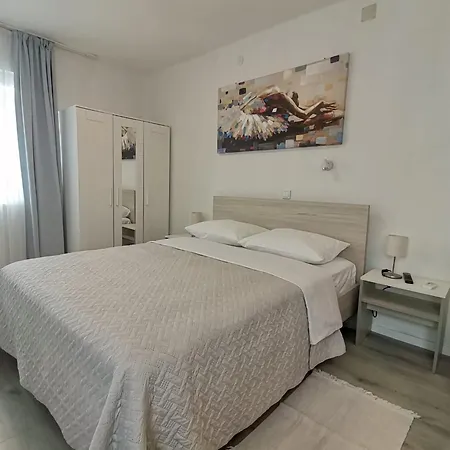 Paulina Harmony Rooms Seget Vranjica