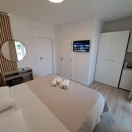 Paulina Harmony Rooms Guest house 3*