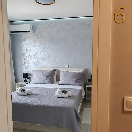Paulina Harmony Rooms Guest house