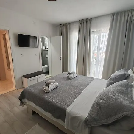 Paulina Harmony Rooms Guest house Seget Vranjica