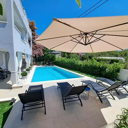 Guest house Paulina Harmony Rooms Seget Vranjica