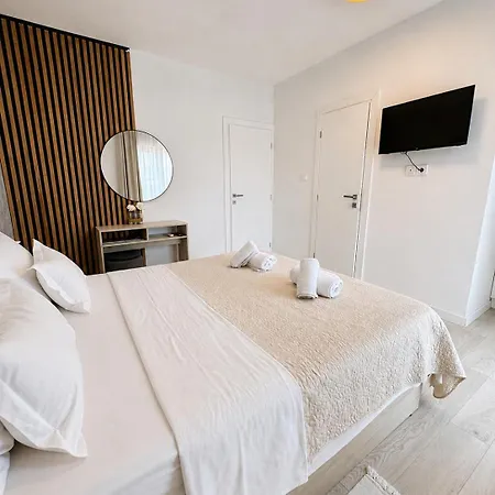 Paulina Harmony Rooms